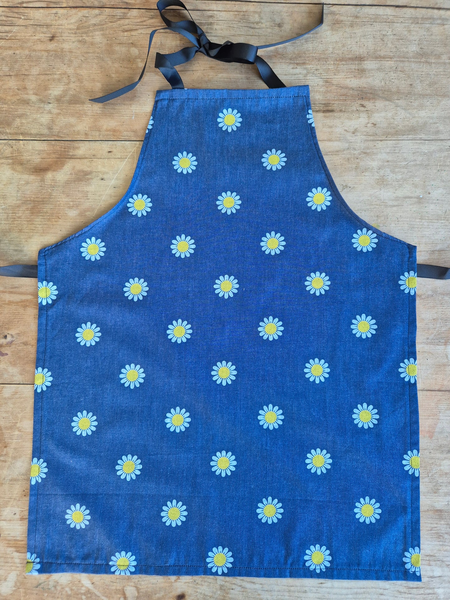 Children's Apron daisy on denim